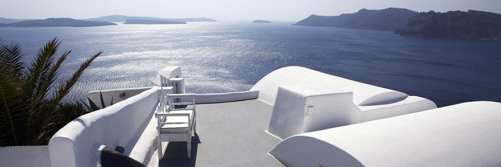 Fähren zur Insel Santorini